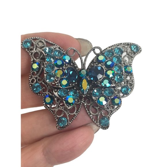 Vintage Fashion Butterfly Brooch Crystal Rhinestones Blue Aqua Teal Silver Tone - Picture 3 of 17